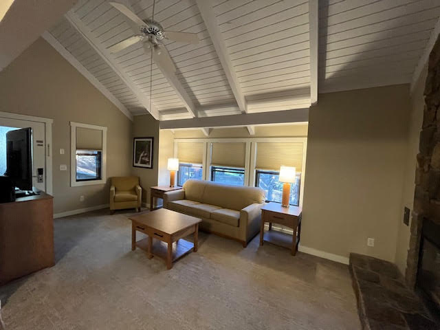 Massanutten Shenandoah Villas livingroom